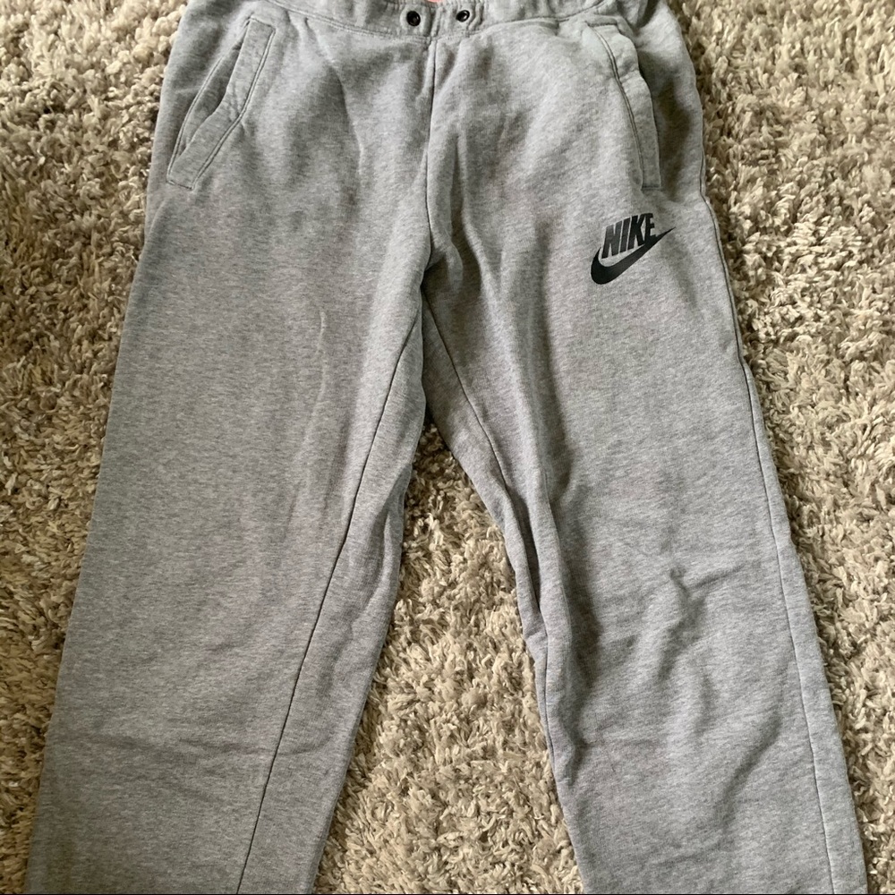 Gray Nike Sweatpants